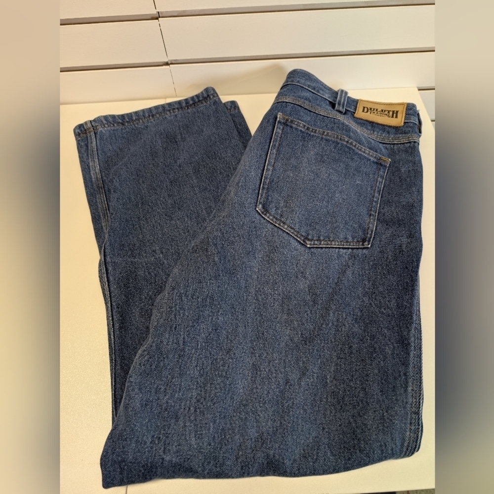 Duluth Trading Co. 100% Cotton Heavy Duty Work Medium Wash Blue Jeans 40/32 NWOT